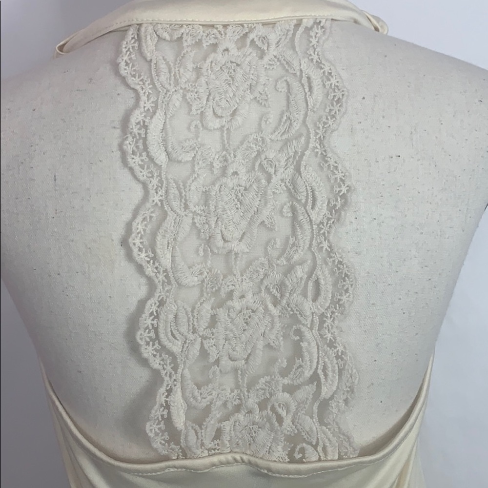 Show Lai off white racerback with lace detail top - Picture 4 of 6